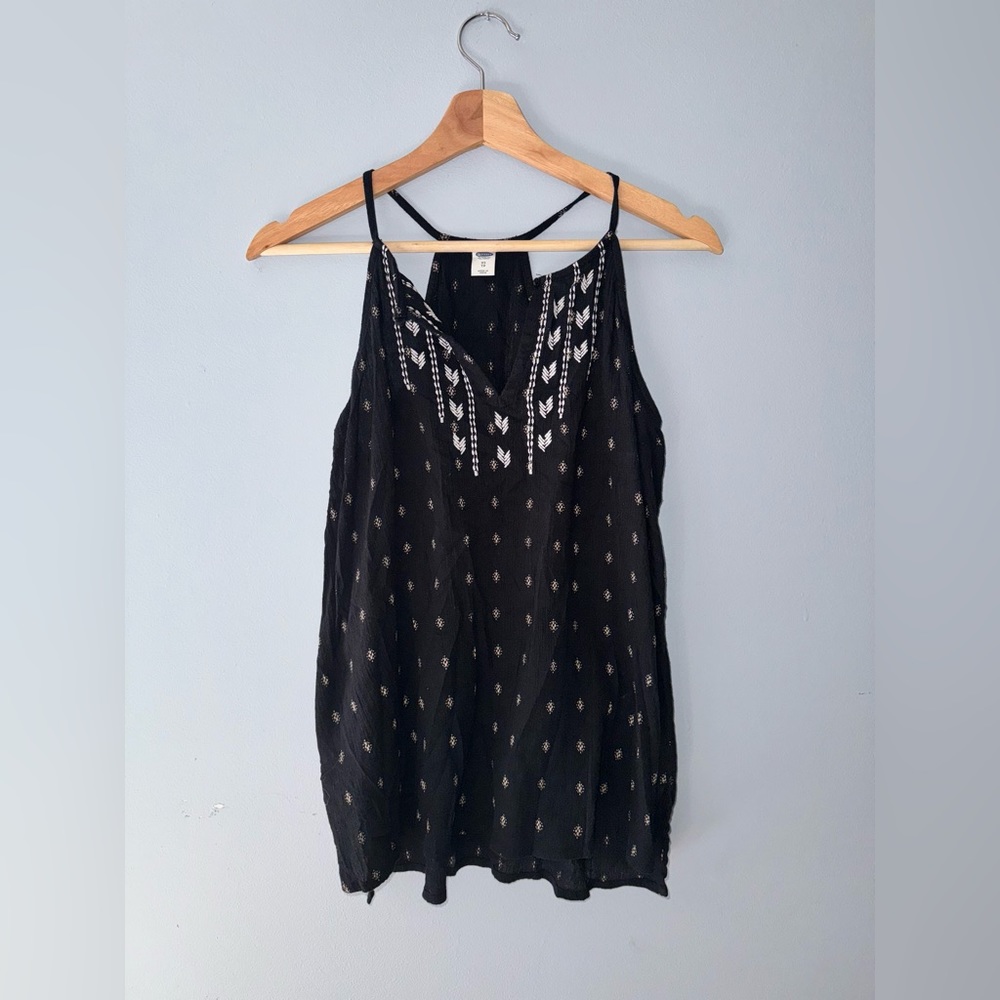 Old Navy Tribal print cotton top.